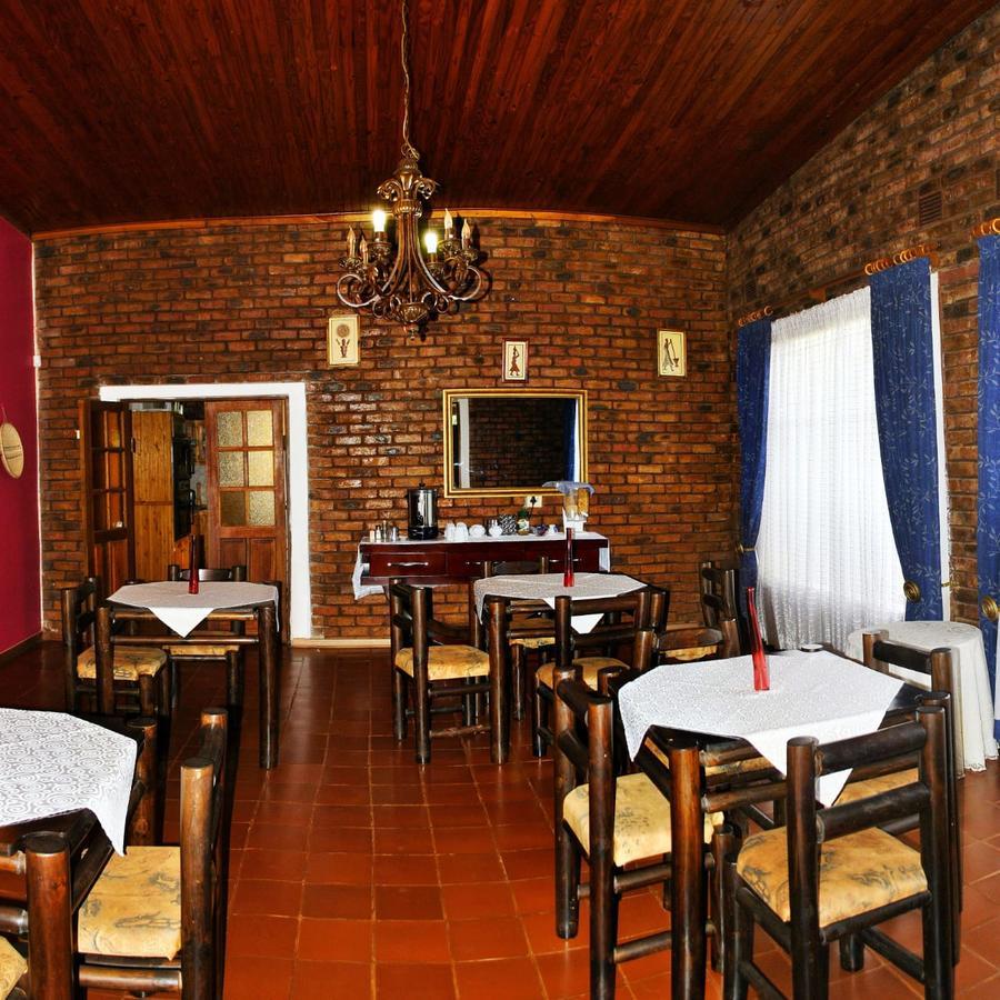 לואי טריכארט Mount Azimbo Lodge מראה חיצוני תמונה